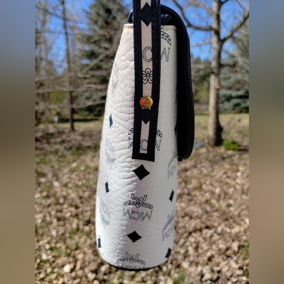 MCM Blue & White Crossbody Leather Patricia Handbag - Picture 5 of 17